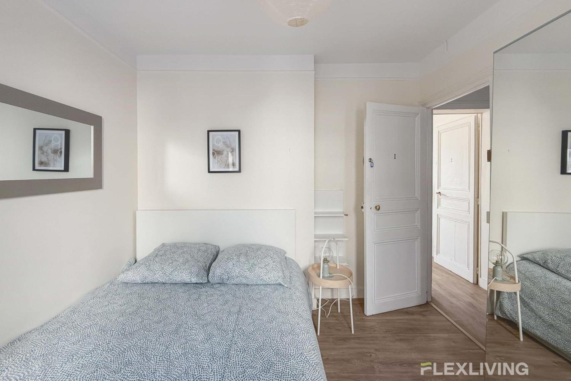 Flexliving - Whole - Monge * Parijs